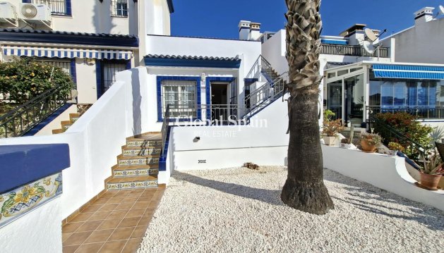 WOHNUNG - Wiederverkauf - ORIHUELA COSTA -
                VILLAMARTÍN