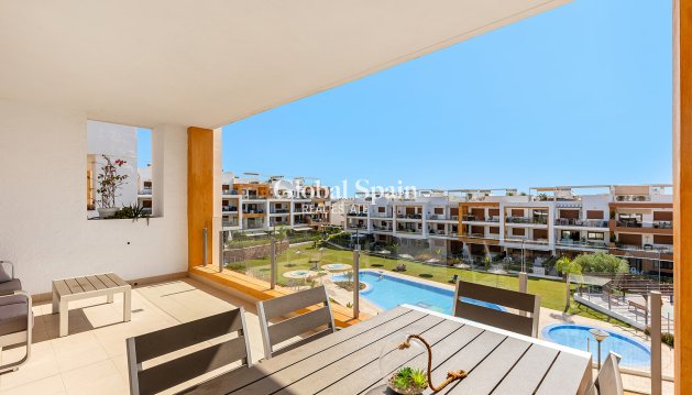 Wohnung - Wiederverkauf - ORIHUELA COSTA -
                VILLAMARTÍN