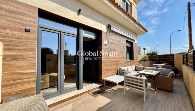 WOHNUNG - Wiederverkauf - SANTIAGO DE LA RIBERA -
                Santiago de la Ribera