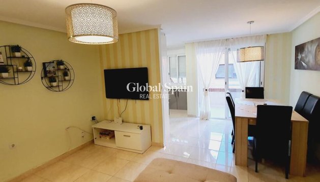 WOHNUNG - Wiederverkauf - TORREVIEJA -
                Center