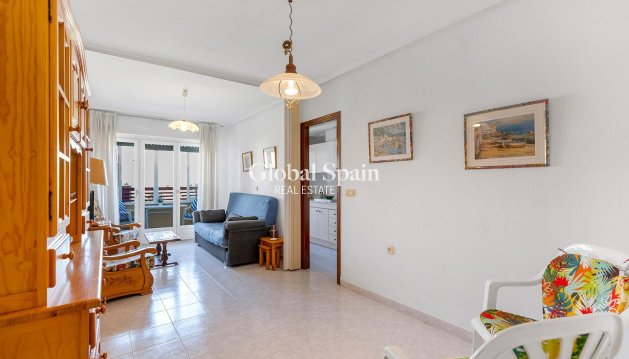 Wohnung - Wiederverkauf - TORREVIEJA -
                Centro