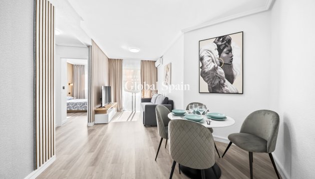 Wohnung - Wiederverkauf - TORREVIEJA -
                Centro