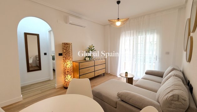 WOHNUNG - Wiederverkauf - TORREVIEJA -
                Costa Blanca Sur