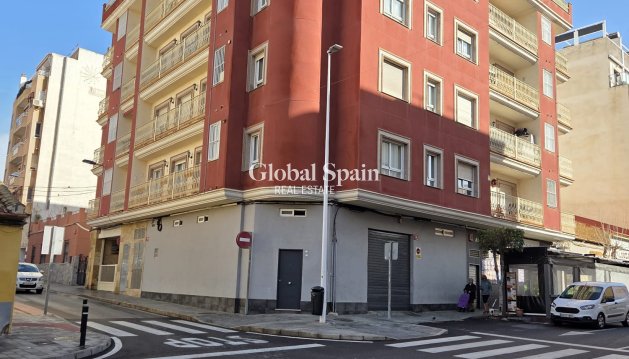 WOHNUNG - Wiederverkauf - TORREVIEJA -
                Costa Blanca