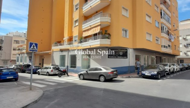WOHNUNG - Wiederverkauf - TORREVIEJA -
                Costa Blanca