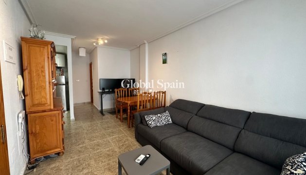 WOHNUNG - Wiederverkauf - TORREVIEJA -
                Estacion de autobuses