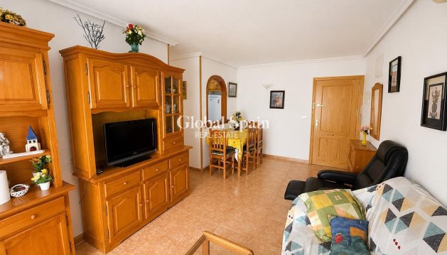 WOHNUNG - Wiederverkauf -
                TORREVIEJA - GI-52402
