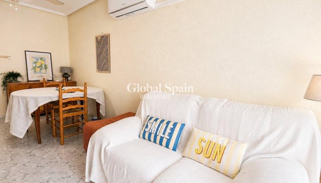 WOHNUNG - Wiederverkauf - TORREVIEJA -
                Habaneras