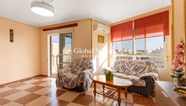 Wohnung - Wiederverkauf - TORREVIEJA -
                La Mata