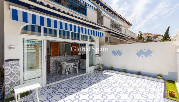 WOHNUNG - Wiederverkauf - TORREVIEJA -
                La Mata