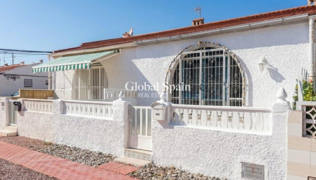 WOHNUNG - Wiederverkauf - TORREVIEJA -
                La Siesta - El Salado - Torreta
