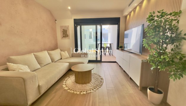 WOHNUNG - Wiederverkauf - TORREVIEJA -
                LOS BALCONES - LOS ALTOS