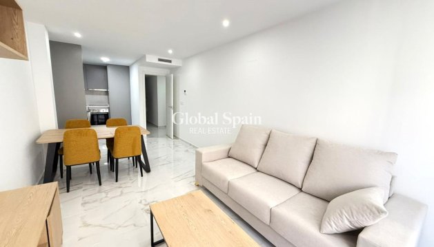 WOHNUNG - Wiederverkauf - TORREVIEJA -
                Parque de las Naciones