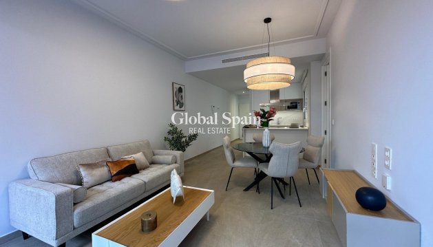 WOHNUNG - Wiederverkauf - TORREVIEJA -
                Playa del Cura