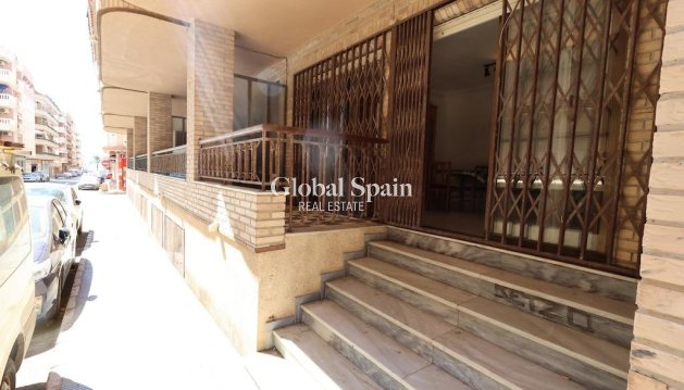 Wohnung - Wiederverkauf - TORREVIEJA -
                Playa del cura
