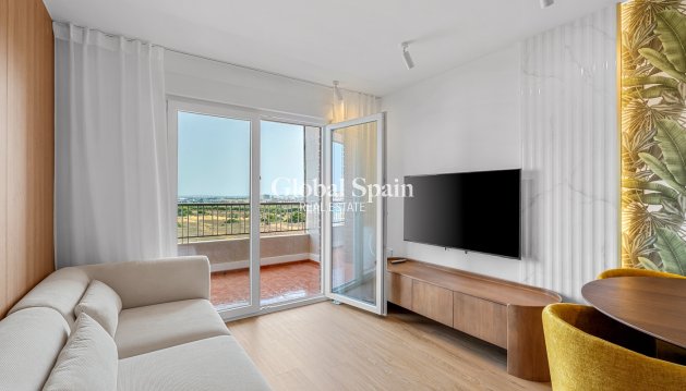 WOHNUNG - Wiederverkauf - TORREVIEJA -
                Punta Prima