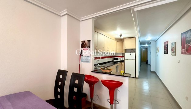 WOHNUNG - Wiederverkauf - TORREVIEJA -
                Torrevieja