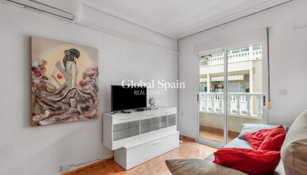 WOHNUNG - Wiederverkauf - TORREVIEJA -
                torrevieja