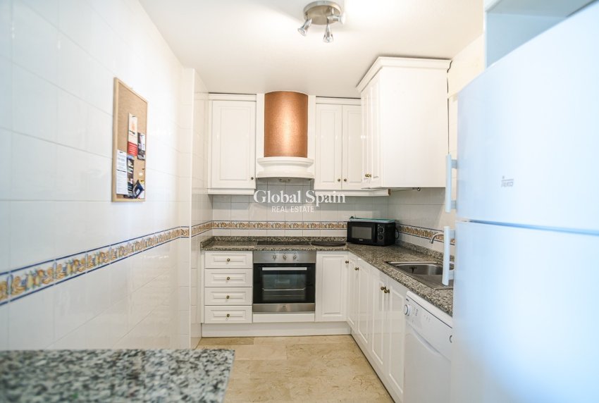 Wynajem długoterminowy - Apartament -
ORIHUELA - VILLAMARTÍN