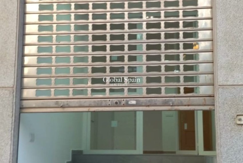 Wynajem długoterminowy - Lokalny -
CALLOSA D'EN SARRIÀ - Callosa De Ensarrià