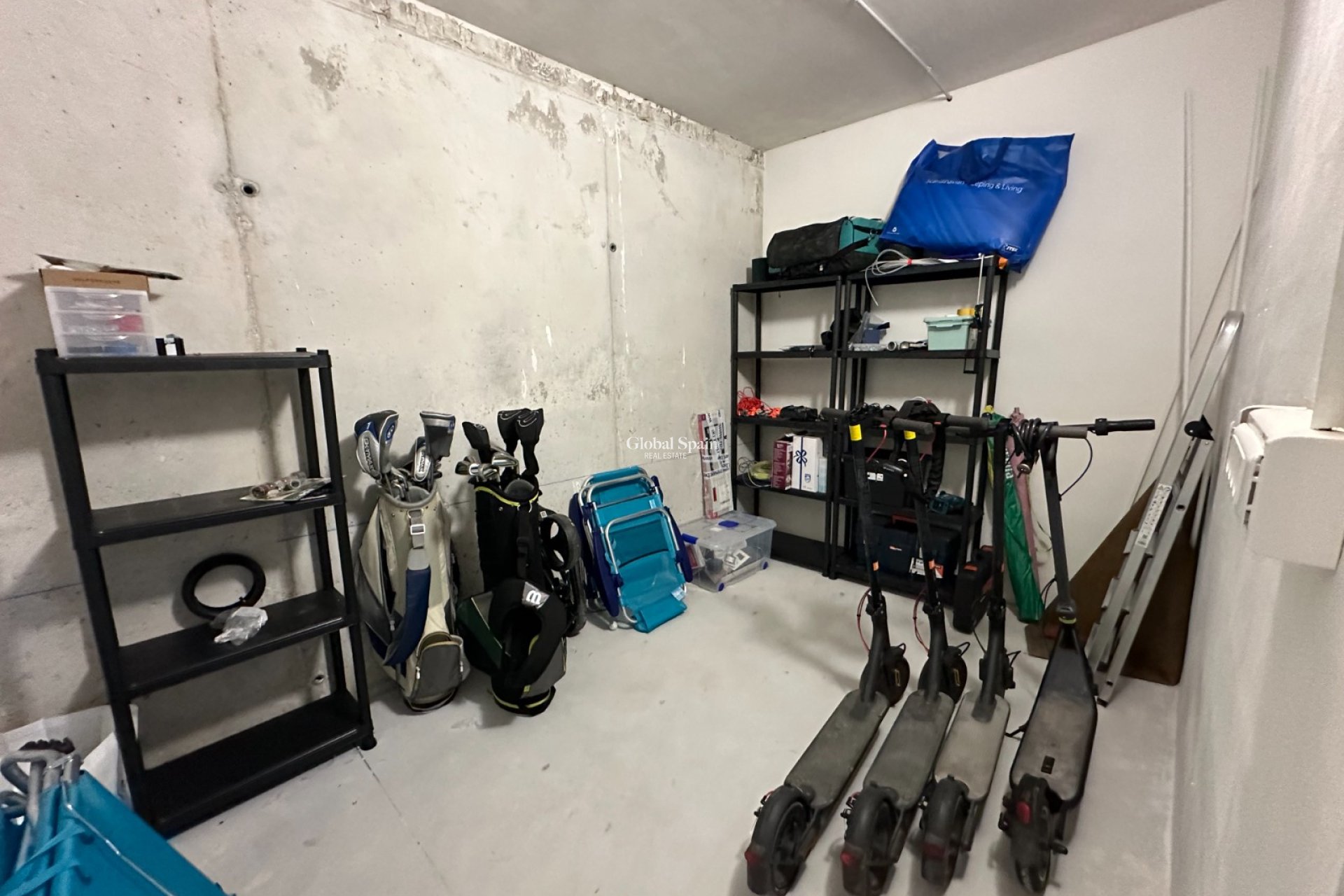 Wynajem długoterminowy - PENTHOUSE -
ORIHUELA COSTA - 