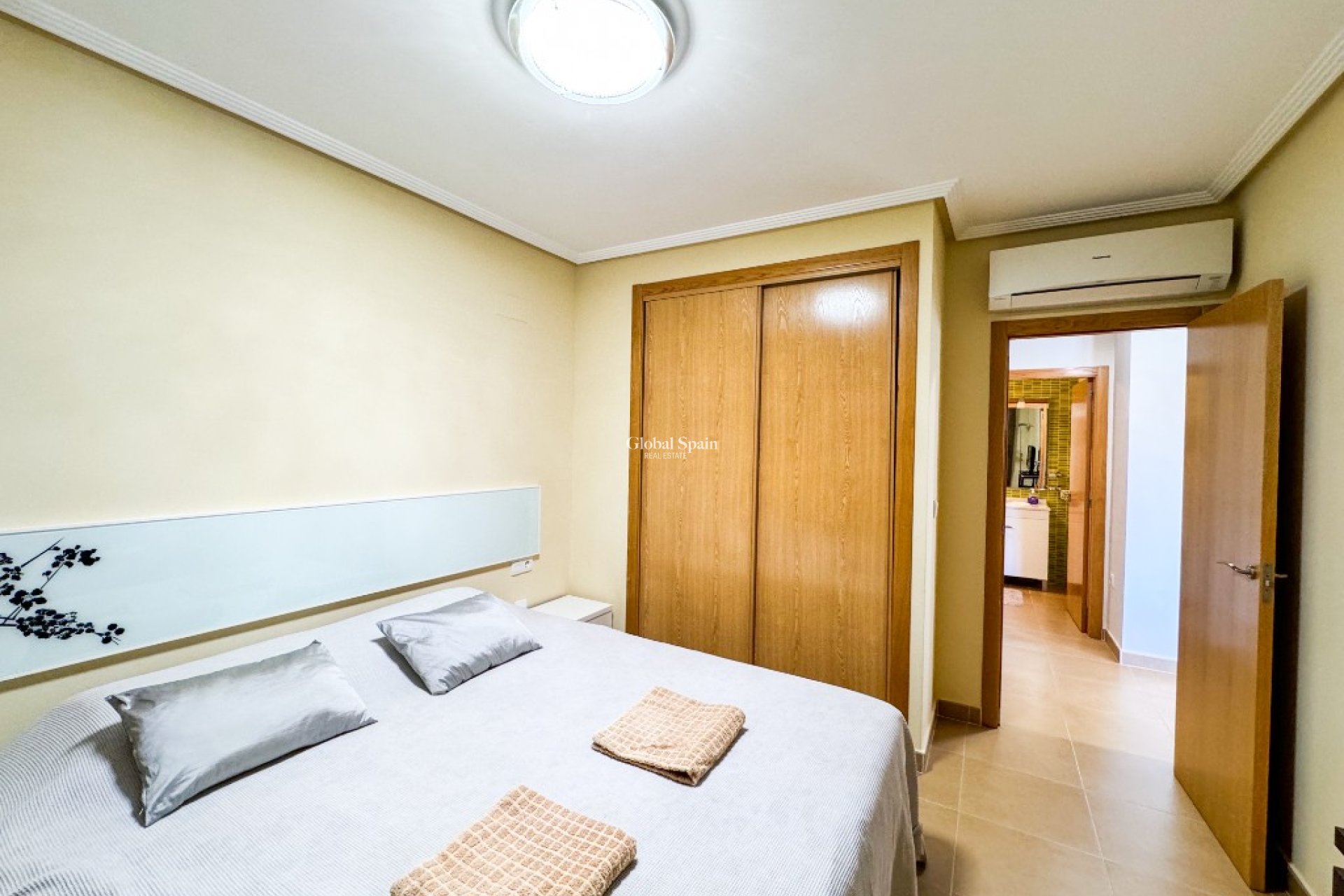 Wynajem krótkoterminowy - Apartament -
PLAYA FLAMENCA - Zeniamar