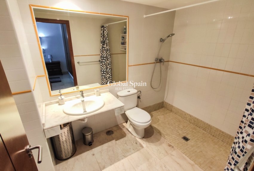 Wynajem krótkoterminowy - Apartament -
PUNTA PRIMA - La Entrada