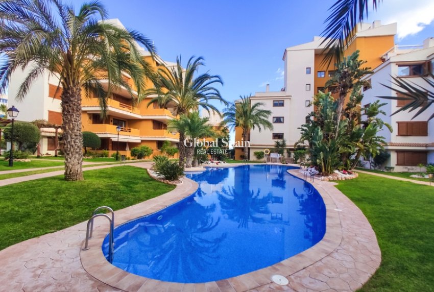 Wynajem krótkoterminowy - Apartament -
PUNTA PRIMA - La Entrada