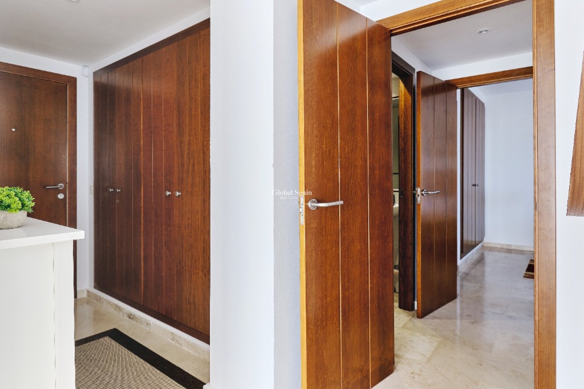 Wynajem krótkoterminowy - Apartament -
PUNTA PRIMA - La Entrada