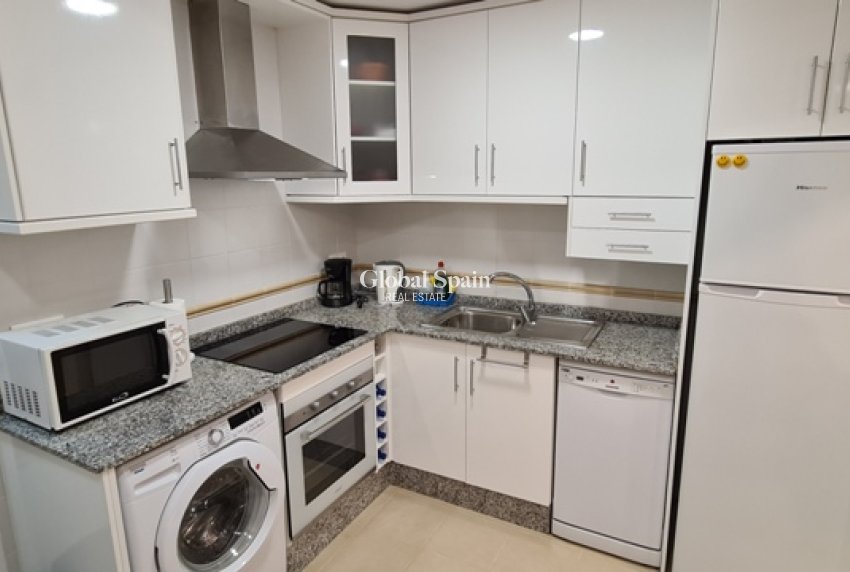 Wynajem krótkoterminowy - MIESZKANIE -
CAMPOAMOR