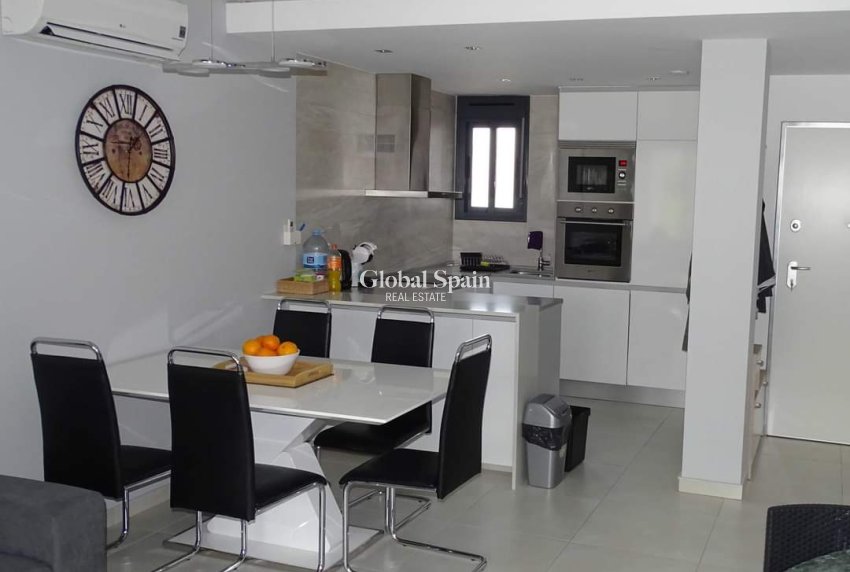 Wynajem krótkoterminowy - MIESZKANIE -
PUNTA PRIMA - Parque Recoleta