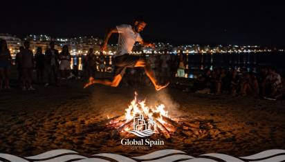 Noche de San Juan in Torrevieja: fire, sea, and a night full of magic