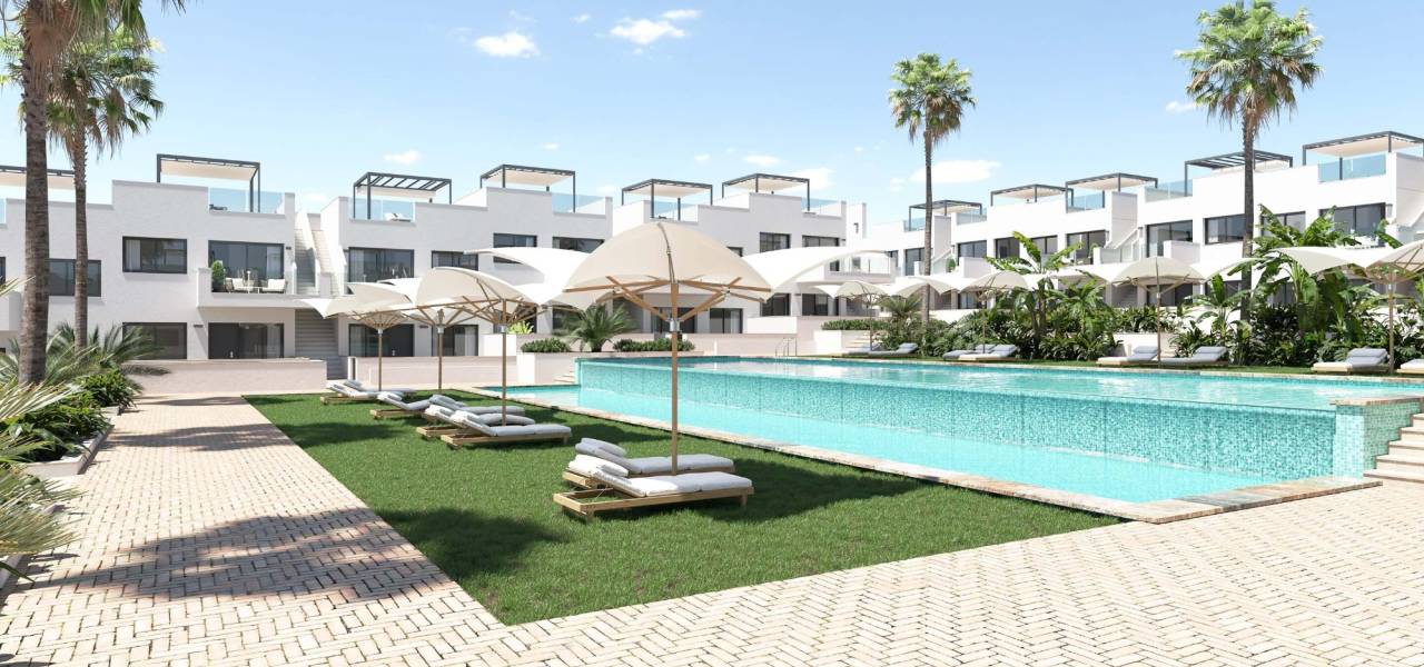 APARTAMENT Z 2 LUB 3 SYPIALNIAMI W TORREVIEJA
