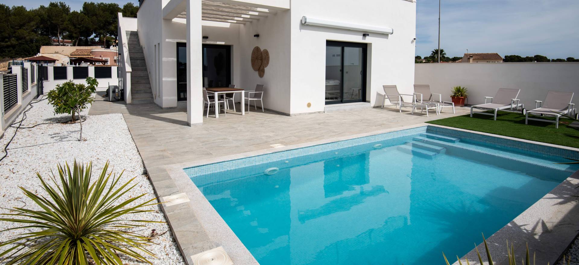 WILLA Z 3 SYPIALNIAMI W PINAR DE CAMPOVERDE