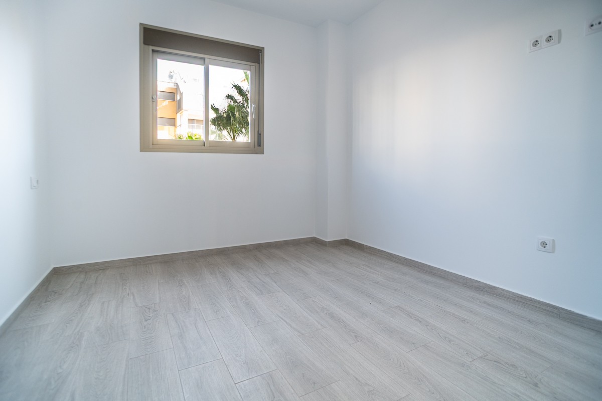 Apartment in Orihuela Costa 13