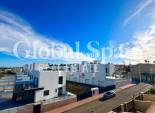 Wiederverkauf - HAUS -
TORREVIEJA - La Siesta