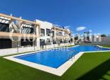 Wederverkoop - APPARTEMENT -
ORIHUELA COSTA - Villamartin