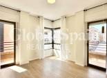 Resale - APARTMENT -
TORREVIEJA - Center