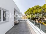 Odsprzedaż - WILLA  -
TORREVIEJA - 