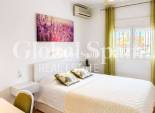 Odsprzedaż - WILLA  -
TORREVIEJA - 