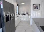 Wederverkoop - VILLA -
VILLAMARTÍN - Costa Blanca