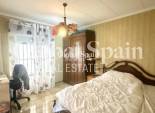 Resale - HOUSE -
TORREVIEJA - Playa del Cura