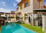 Resale - VILLA -
LOS MONTESINOS - La Herrada