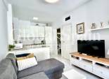 Wiederverkauf - WOHNUNG -
LA ZENIA - Costa Blanca