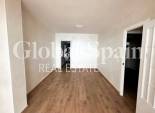 Revente - APPARTEMENT -
TORREVIEJA - Playa de los Locos