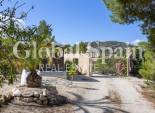 Resale - VILLA -
LA ZARZA - Inland
