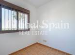 Resale - House -
ALGORFA