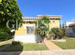 Venta - VILLA -
MAR MENOR GOLF RESORT - Inland