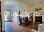Resale - VILLA -
CALLOSA D'EN SARRIÀ - Callosa De Ensarrià