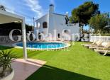 Wiederverkauf - VILLA -
VILLAMARTÍN - Costa Blanca